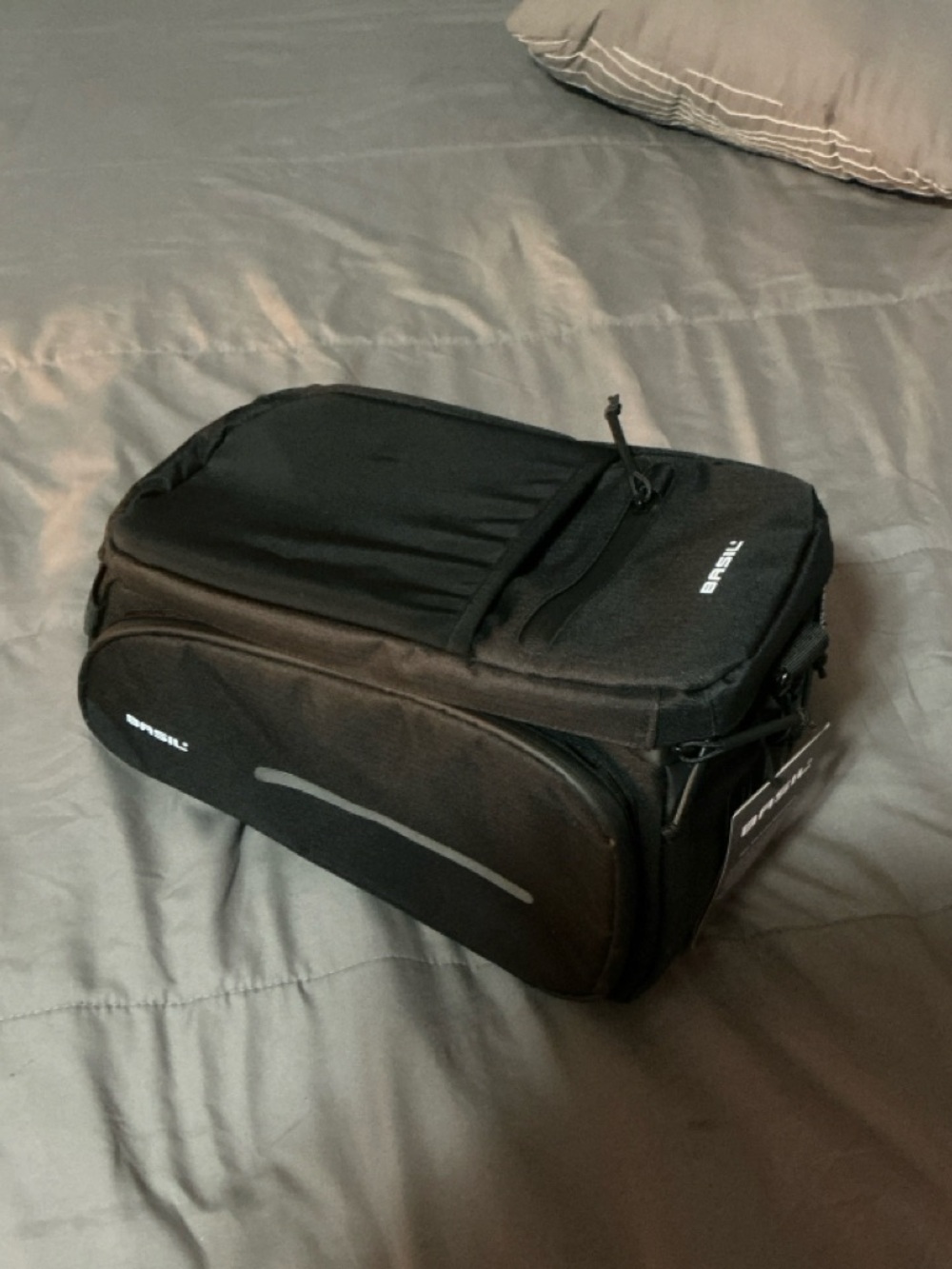 Black Rear Rack Trunk Bag - Expandable Bike Pannier